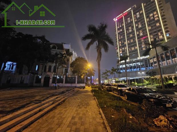 Biệt Thự cực Vip Vườn Đào, Lạc Long Quân, Hà Nội DT 270m2 x 4T, MT 20m, chỉ 220ty. - 3