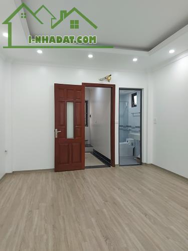 THỤY KHUÊ - MẶT PHỐ - BA THOÁNG VĨNH VIỄN - THANG MÁY XỊN - QUAN XÂY - Ở SƯỚNG - KINH DOAN - 5