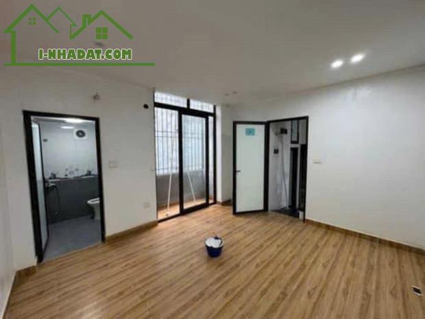 Cực hót  phố Tây Sơn 47m 4 tang 4mt  9.95 tỷ Đống Đa Ô tô lô góc kinh doanh - 1