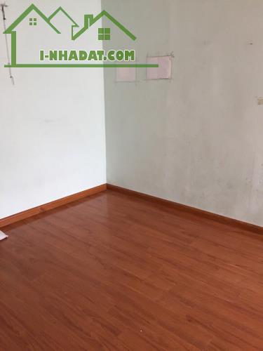 Cho thuê phòng khép kín 35m2, riêng chủ,ngõ 94 Hồ Tùng Mậu gần ĐH Thương mai, Quốc gia