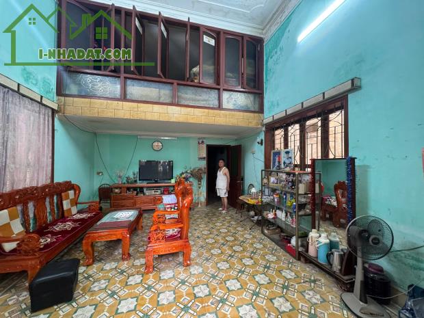 Bán lô đất đẹp cho các bác xây Kinh Doanh phố Cấm - 1