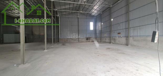 cho thuê kho xưởng tại Nguyễn Xiển , Thanh Xuân , Hà Nội. Diện tích 500m , xưởng cao