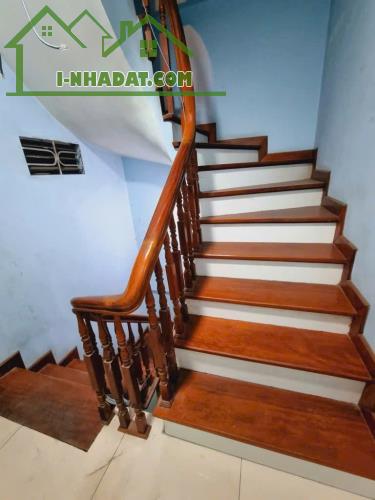 H.O.T 7.3 tỷ bán nhà Mỹ Đình,Mễ Trì,38m,4 tầng đổ mái Full - 2