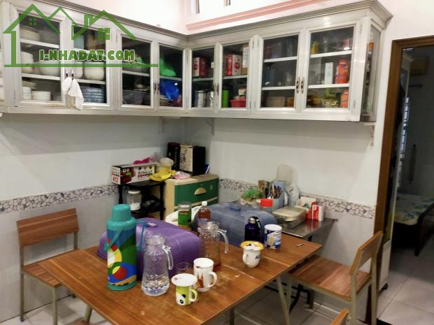 Bán nhà mặt tiền Tân Sơn-ngang 4.1m-sổ vuông-gần sân golf-kinh doanh tấp nập