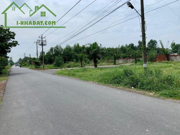 BÁN GẤP 5X60=300M2 SỔ RIÊNG, MẶT TIỀN 42M NHỰA DT758 GIÁ 460 TRIỆU
