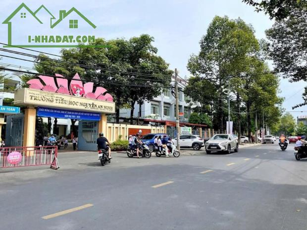 Bán mặt tiền Trương Định, gần VinCom Biên Hòa, bệnh viện Hoàn Mỹ, 170m2, giá 18 tỷ. - 1