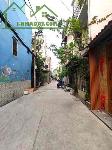 BÁN GẤP NHÀ HẺM XE HƠI 1/ BA THÁNG HAI, QUẬN 10 – 50M2 3 LẦU 5PN - GIẢM SÂU CÒN HƠN 9 TỶ