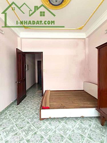 BÁN GẤP NHÀ HẺM XE HƠI 1/ BA THÁNG HAI, QUẬN 10 – 50M2 3 LẦU 5PN - GIẢM SÂU CÒN HƠN 9 TỶ - 4