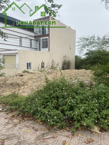 Bán Đất Vân Đồn 80m² – Full Thổ Cư – Mặt Đường 334 – Gần KĐT Phương Đông – Giá 2.4 Tỷ