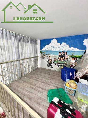 Bán gấp nhà đường Phan Văn Trị, P 12, Bình Thạnh, 3 tầng, giá chỉ 3,1 tỷ - 1
