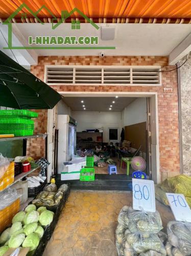 Bán Nhà Mặt tiền 1 trệt 1 lầu - 90m2 -  xã bình Chánh - Giá 1 tỷ 380 ! - 2