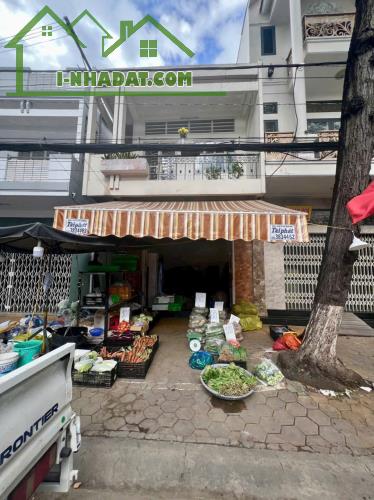 Bán Nhà Mặt tiền 1 trệt 1 lầu - 90m2 -  xã bình Chánh - Giá 1 tỷ 380 ! - 1