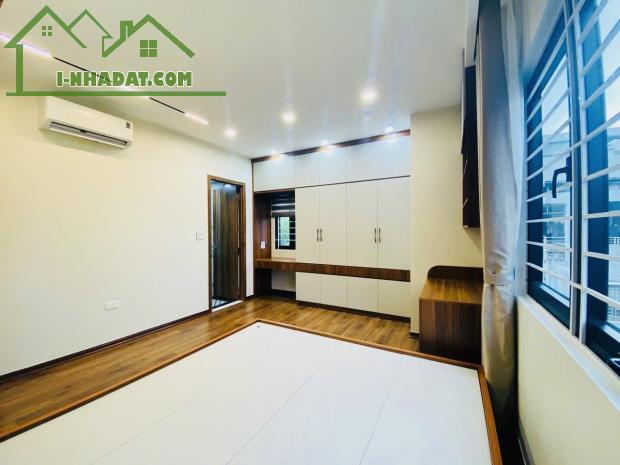 14.5 Tỷ- Mặt phố- Lô Góc- 6 Tầng- Thang Máy- Hàng Xóm Royal City- Cự Lộc- Thanh Xuân - 3