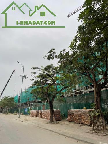 Ra hàng shophouse mặt đường 277 dự án Từ Sơn Garden City. lh 0973681053.