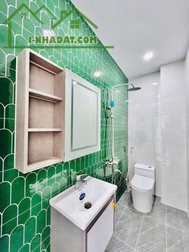 Bán nhà ở mặt tiền đường Tô Vĩnh Diện, phường Linh Chiểu, Thủ Đức, giá  2 tỷ 850 triệu - 2