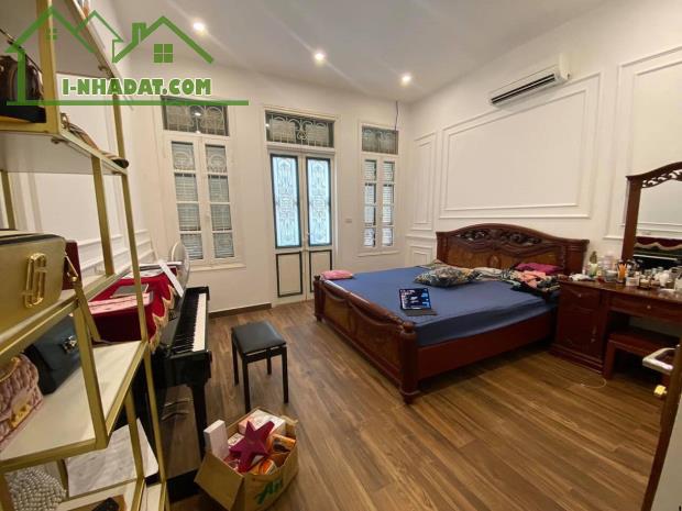 NHÀ ĐỒNG MAI ÔTÔ ĐỖ CỬA 4 NGỦ NHỈNH 4TỶ