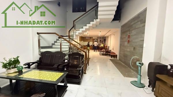 Nhà 3 tầng 103m ô tô trước nhà -Khuê Trung - Giá chỉ 5,05 tỷ . - 1