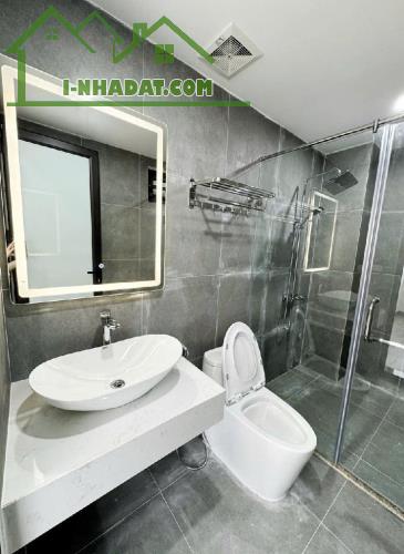 Mặt ngõ Ngọc Thuỵ Phân Lô 5 tầng mới tinh chỉ nhỉnh 4 tỷ nhận nhà ngay - 2