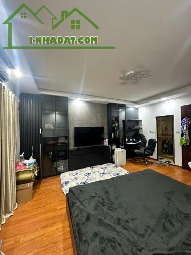 Bán nhà Thạch Bàn 30m2x5T, ngõ rộng thoáng ô tô đỗ cửa, giá 5.9 tỷ - 3