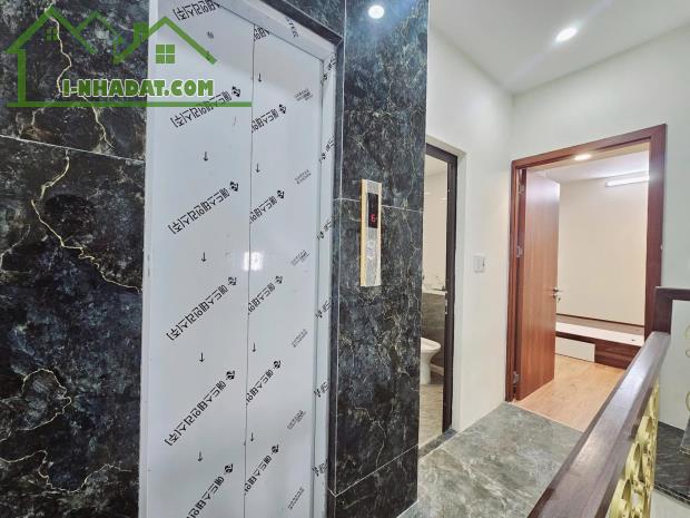BÁN CHDV 11 PHÒNG KHÉP KÍN – THANG MÁY – Ô TÔ ĐỖ CỬA – DÒNG TIỀN 60TR/THÁNG - 1