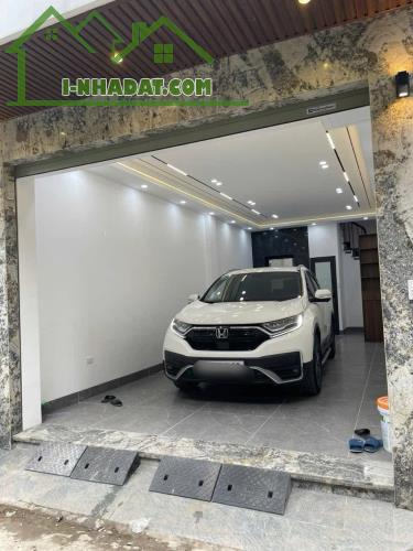 BÁN NHÀ PHỐ NGUYỄN VĂN CỪ 47M2 7T THANG MÁY GARA CHỈ 12.X TỶ, KINH DOANH FULL NỘI THẤT