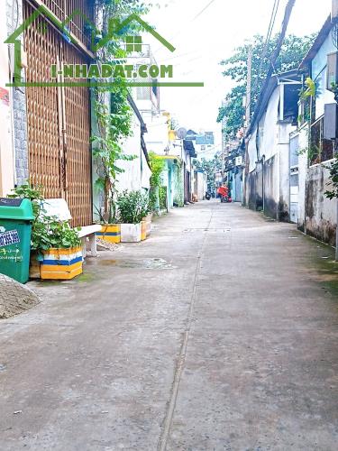 BÁN NHÀ HÒA BÌNH- GẦN ĐẦM SEN- LŨY BÁN BÍCH- DT:40M2 – NHỈNH 4Đ - 1
