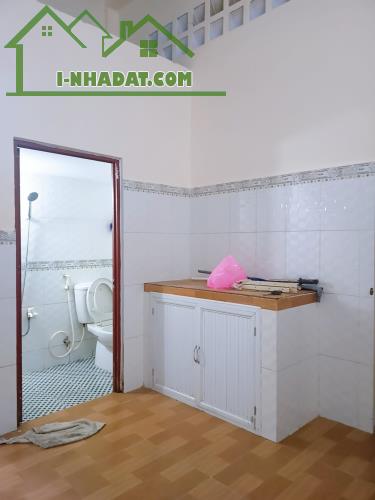 BÁN NHÀ HÒA BÌNH- GẦN ĐẦM SEN- LŨY BÁN BÍCH- DT:40M2 – NHỈNH 4Đ - 4