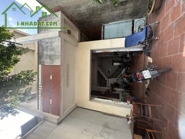 Bán nhà Mặt Tiền Tân Quý Q.Tân Phú 152m²,2Lầu - GẦN NGÃ TƯ - TRƯỜNG HỌC - 1