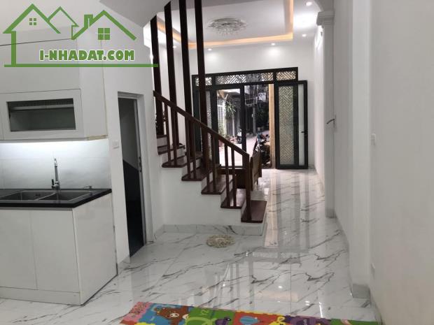 TT Hà Đông - Ô Tô tránh nhà mới xây - 1
