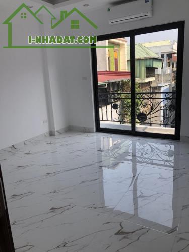 TT Hà Đông - Ô Tô tránh nhà mới xây