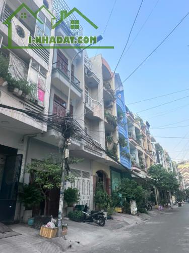 CẦN TIỀN BÁN GẤP NHÀ GIÁ TỐT KHU ABC NGUYỄN HỮU CẢNH, P.22, Q.BÌNH THẠNH