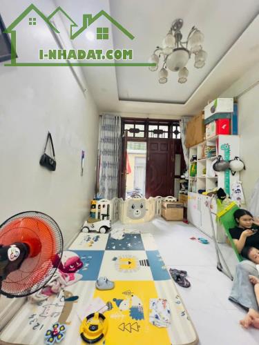 Nhà hẻm ô tô, đối diện C/c Phúc Yên + Trường Chinh, 4.2 tỷ - 5