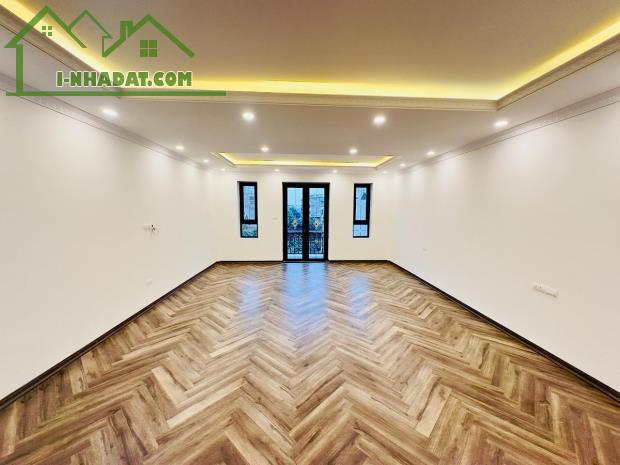 💥💥MẶT PHỐ - VỈA HÈ RỘNG -  THÔNG SỐ VÀNG – KINH DOANH ĐỈNH - VỊ TRÍ ĐẸP NHẤT LONG BIÊN - 3
