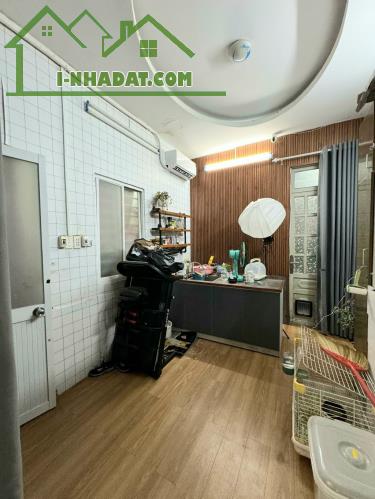 💥💥💥 HẺM 8M CÓ VỈA HÈ SÁT MẶT TIỀN GÒ DẦU, GẦN NGÃ TƯ TÂN SƠN NHÌ .TÂN PHÚ ... 👉DT 130M - 5