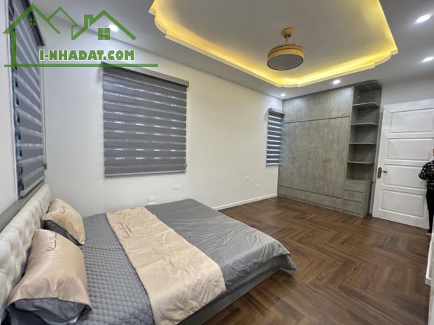 Á hậu Hồng Tiến, nhà đẹp long lanh, 4 tầng đủ nội thất, mặt tiền khủng, lô 3 góc, ở sướng - 2