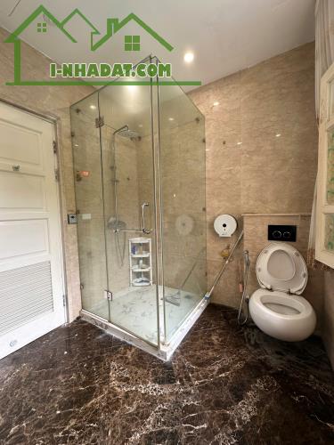 Chính chủ cần bán gấp lô biệt thự nằm trên con đường đôi đẹp nhất tại Ciputra - 1