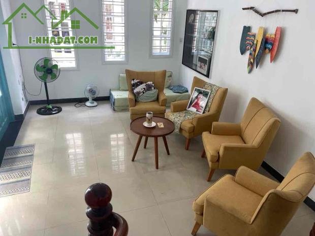 Cc cần bán nhà 3 tầng kiệt Nguyễn Trường Tộ, TT HẢI CHÂU, giá sập sàn chỉ nhỉnh 5 tỷ. - 4