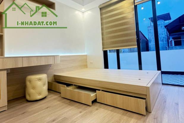 Bán nhà lô góc Hoàng Mai, ngõ ô tô, 24m2, 4 tầng nhỉnh 5 tỷ - 5