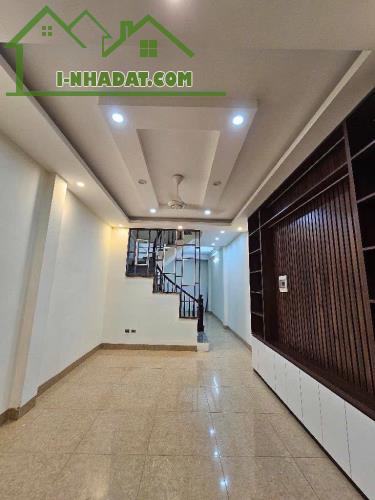 CẦN BÁN GẤP 💥 NHÀ ĐẸP NGÔ GIA TỰ-LONG BIÊN 50m2 x MT 3.5m, FULL NỘI THẤT, Ở NGAY 💸 6.38T