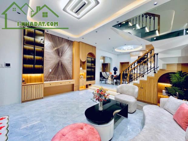 NHÀ MỚI FULL NỘI THẤT CỰC ĐẸP_ Nguyễn Phúc Chu, Tân Bình - 4 tầng 4PN 5 WC_ 0907705265