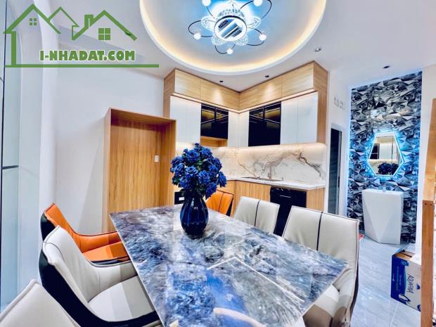 NHÀ MỚI FULL NỘI THẤT CỰC ĐẸP_ Nguyễn Phúc Chu, Tân Bình - 4 tầng 4PN 5 WC_ 0907705265 - 1