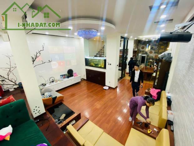 SIÊU PHẨM PHÂN LÔ Ô TÔ VÀO NHÀ PHỐ TRẦN QUANG DIỆU ! 60M2 - 5 TẦNG - MẶT TIỀN 6M - 23.5 TỶ - 2