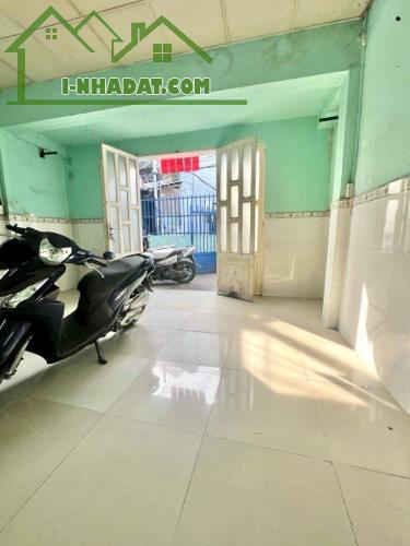 BÁN NHÀ MẶT TIỀN ĐƯỜNG TRẢI NHỰA 12M – TRỤC ĐƯỜNG LÊ VĂN LƯƠNG, P. TÂN KIỂNG, Q.7. - 1