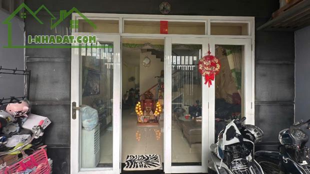 NHÀ 3TẦNG GÍA SIÊU RẺ,HẺM XE HƠI THÔNG DT52M NGAY NGUYỄN DUY TRINH,PHÚ HỮU,CHỈ 3.8 TỶ TL - 3