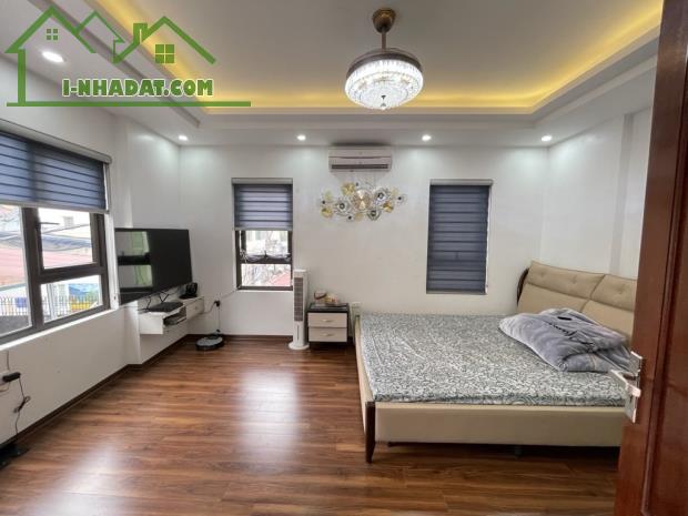 BÁN NHÀ Ngọc Trì, Long Biên LÔ GÓC-Ô TÔ TRÁNH-Diện tích:32m²–Mặt tiền:5.9m-Giá: 7.75 tỷ - 4
