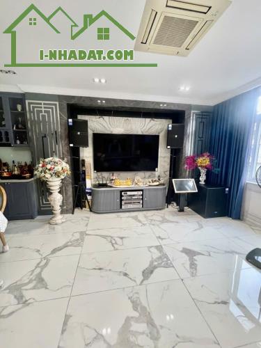 Ở NGAY! Bán Nhà Đẹp 4 Tầng Xe Hơi Thông Lê Văn Sỹ, 60m2, 10.3 Tỷ TL