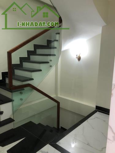 CỰC HIẾM!! BÁN NHÀ HUỲNH THÚC KHÁNG 50M2 -4 TẦNG - MẶT TIỀN 4M  25.3 TỶ PHÂN LÔ Ô TÔ TRÁNH