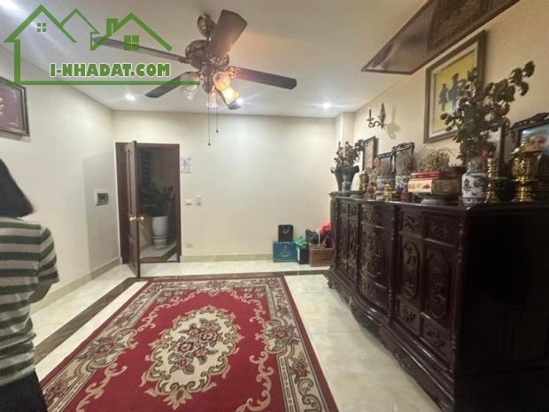 Bán nhà Mặt Phố Lâm Du 40m x 6T MT rộng, lô góc, Kinh doanh đỉnh chỉ 13 tỷ tl chính chủ. - 3