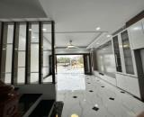 Bán nhà đẹp Đại Cát – Từ Liêm: Ô tô vào tận cửa, trước nhà là sân chơi, giá chỉ 4.50 tỷ