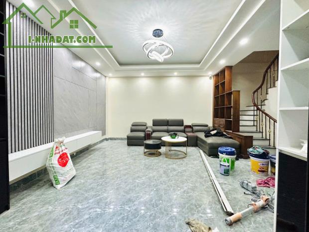 NHÀ MỚI 5 TẦNG PHỐ TRƯƠNG ĐỊNH, NGÕ THÔNG, ÔTÔ TRÁNH 10M, 29.7M2, GIÁ 6.44 TỶ TL - 3